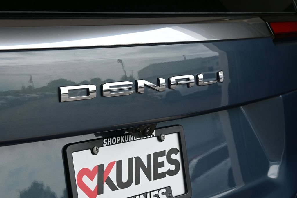 New 2026 GMC Yukon XL Denali w/ LPO, Floor Liner Package AWD/4WD image 13
