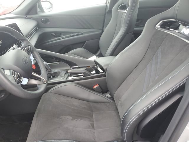 Used 2025 Hyundai Elantra N image 17