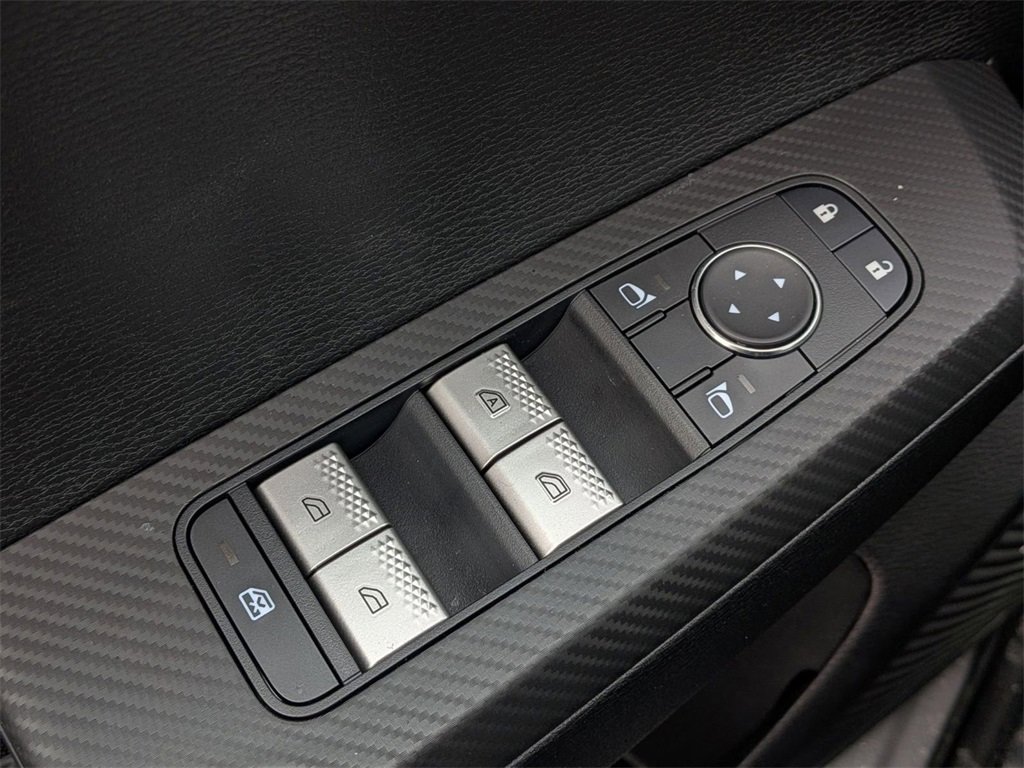 New 2026 Mitsubishi Outlander ES image 14