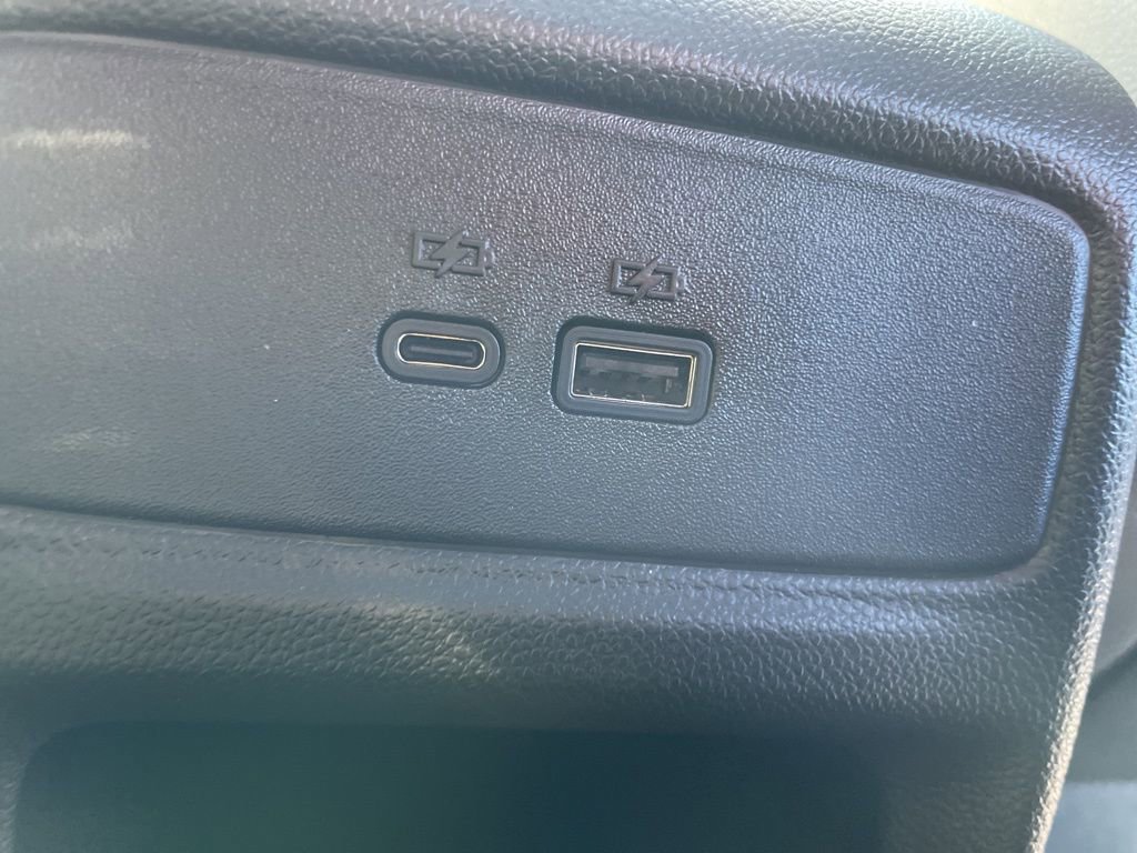 New 2026 Chevrolet Trax RS w/ Sunroof Package image 36