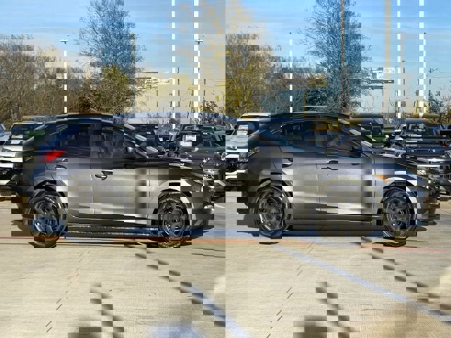 Used 2016 MAZDA MAZDA3 i Sport image 7