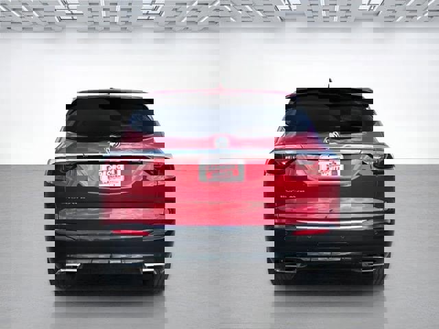 Used 2024 Buick Enclave Premium image 5