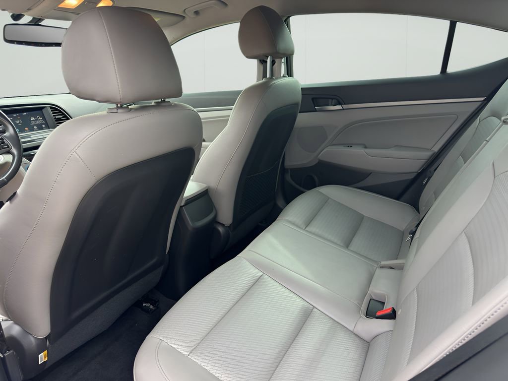 Used 2018 Hyundai Elantra Limited image 10
