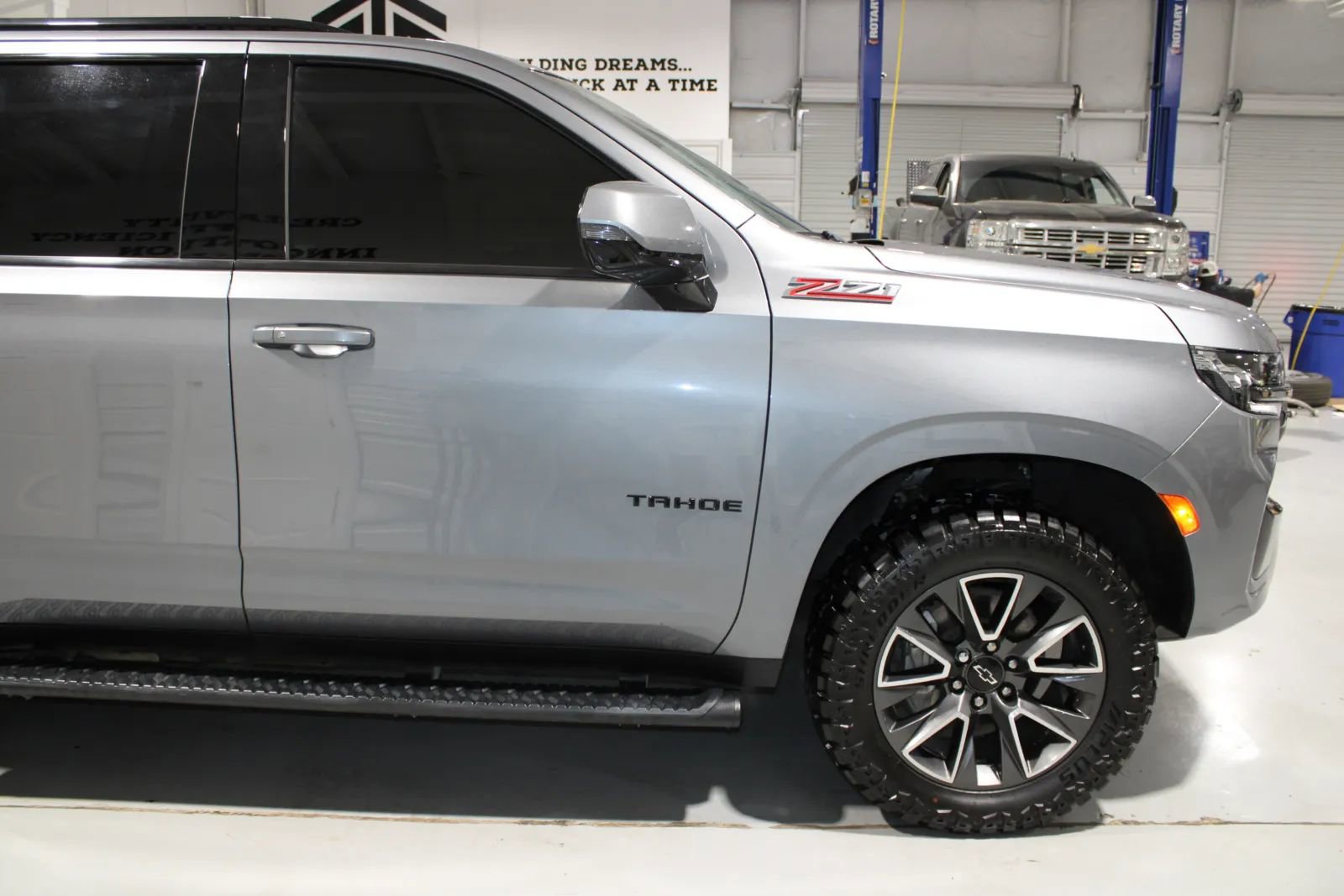 Used 2022 Chevrolet Tahoe Z71 w/ Luxury Package image 38