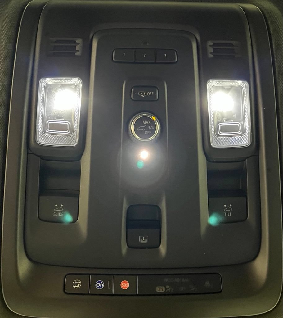 Used 2023 Chevrolet Tahoe RST AWD/4WD image 41