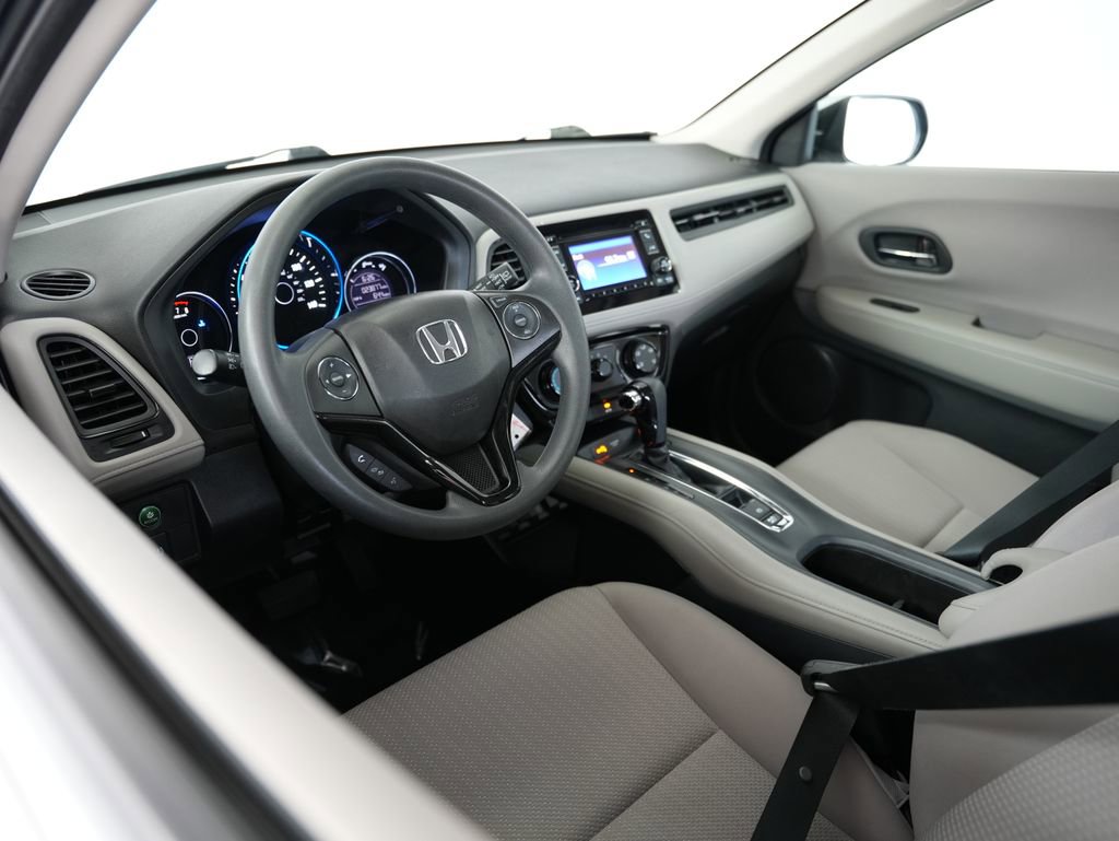 Used 2018 Honda HR-V LX image 7