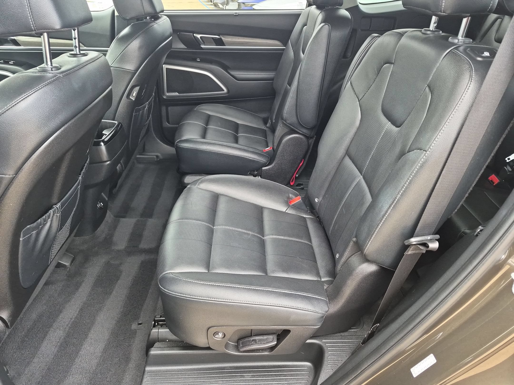 Used 2022 Kia Telluride EX w/ EX Premium Package AWD/4WD image 25