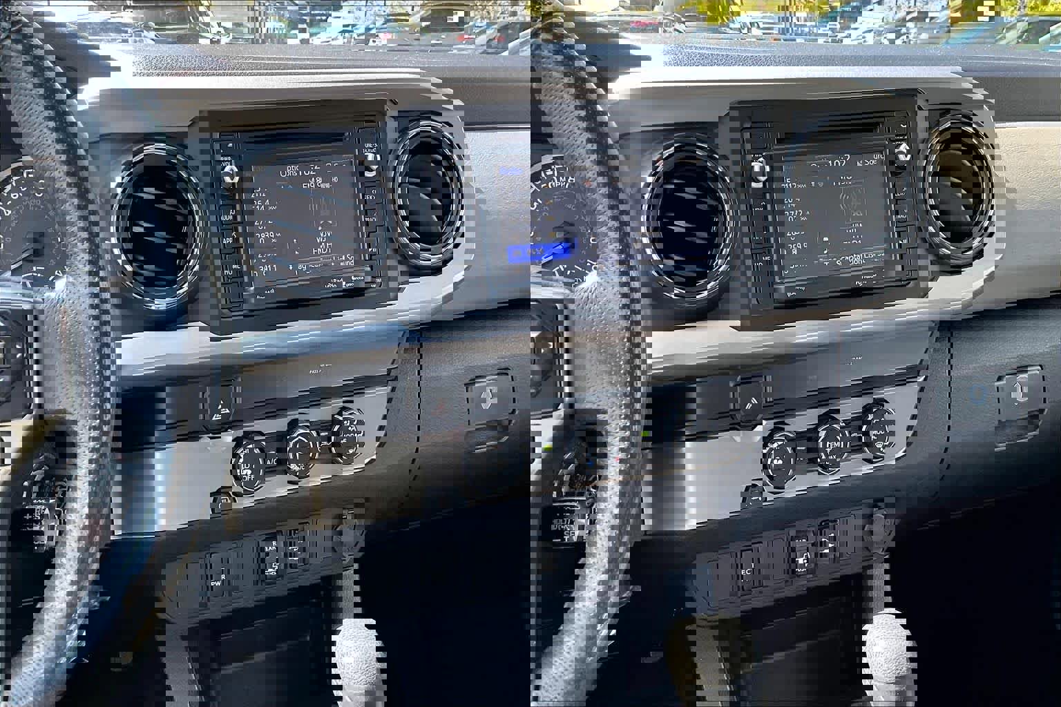 Used 2019 Toyota Tacoma SR5 image 7