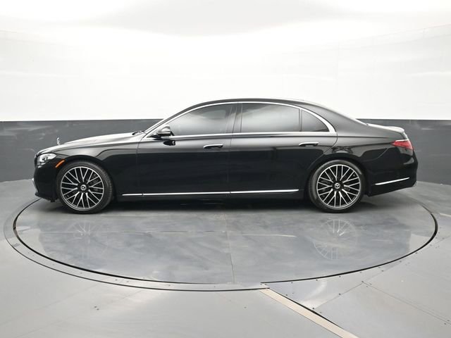 Used 2024 Mercedes-Benz S 580 4MATIC Sedan image 2