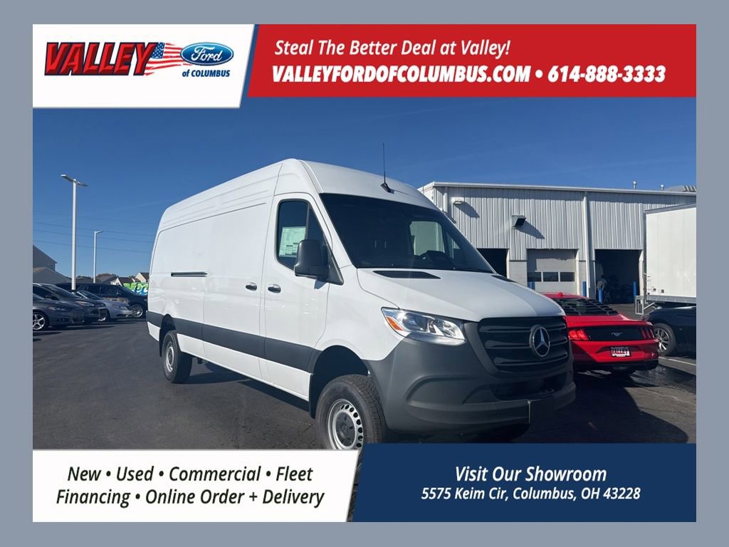 Used 2025 Mercedes-Benz Sprinter 2500 image 1