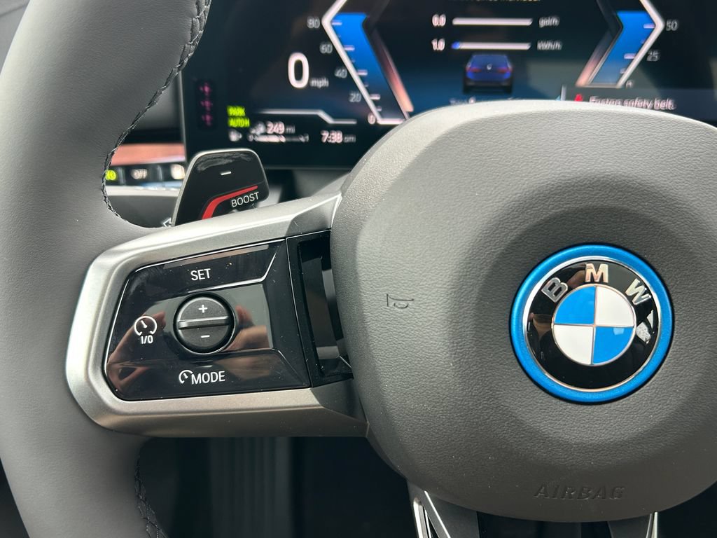 New 2027 BMW 550e xDrive w/ Executive Package AWD/4WD image 19