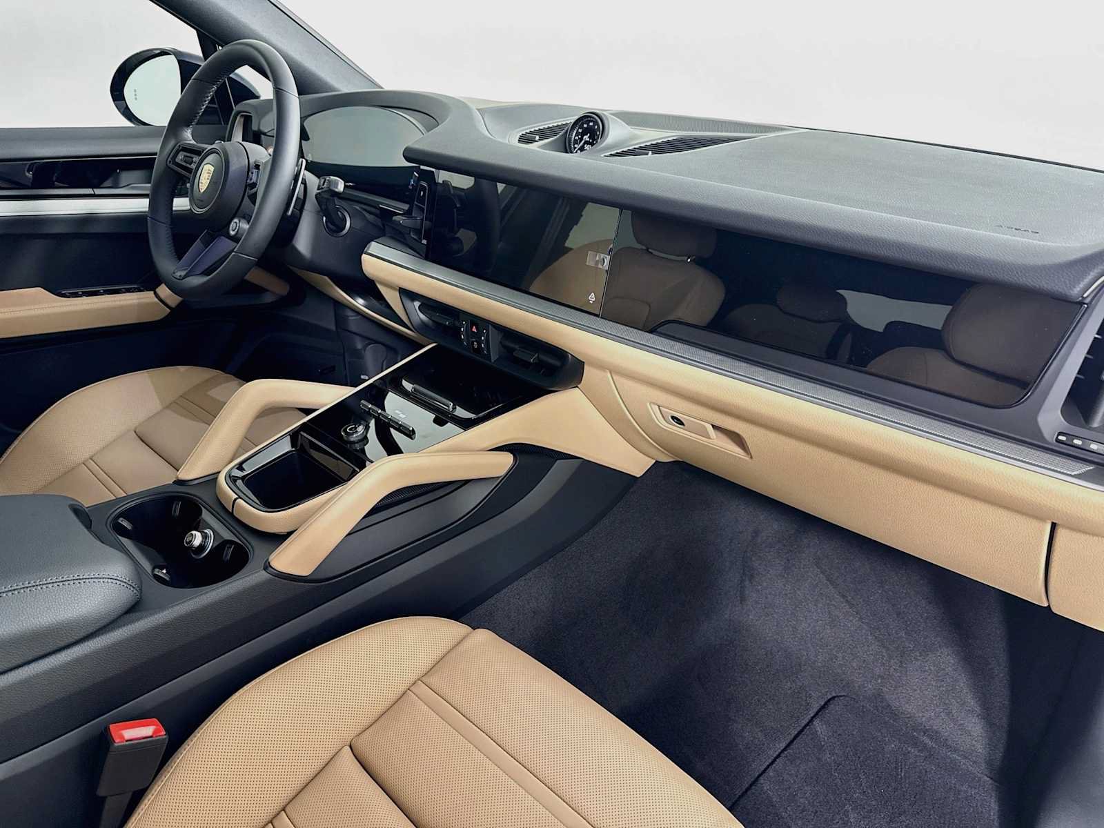 New 2026 Porsche Cayenne Coupe AWD/4WD image 29