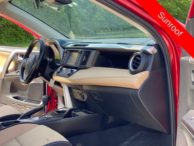 Used 2017 Toyota RAV4 XLE FWD image 17