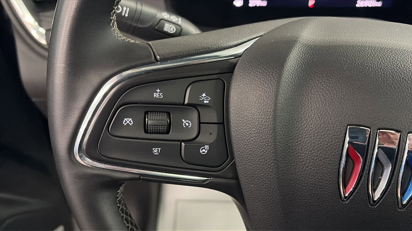 Certified 2024 Buick Encore GX Avenir w/ Avenir Technology Package image 12