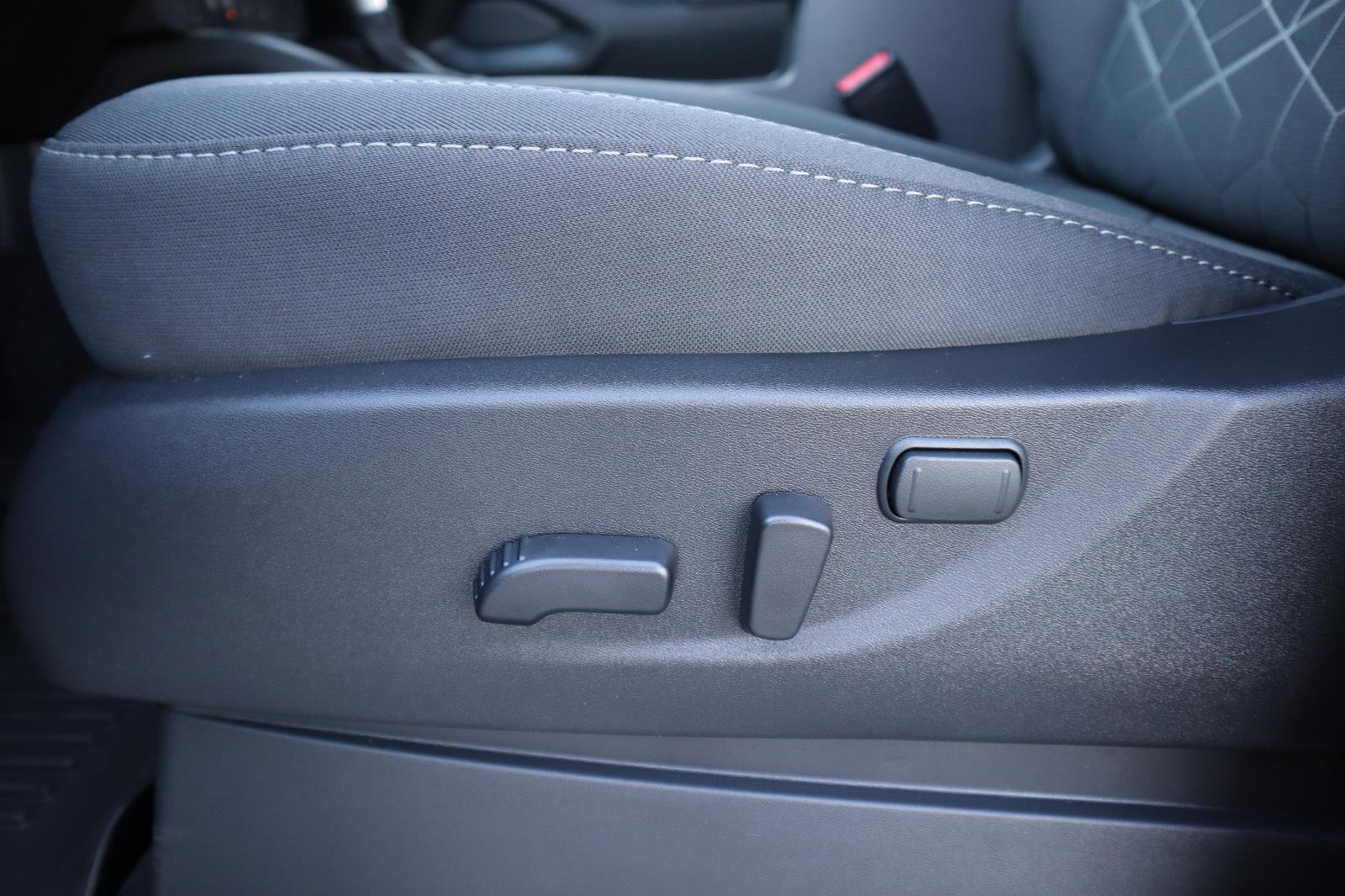 New 2026 Nissan Frontier SV image 19