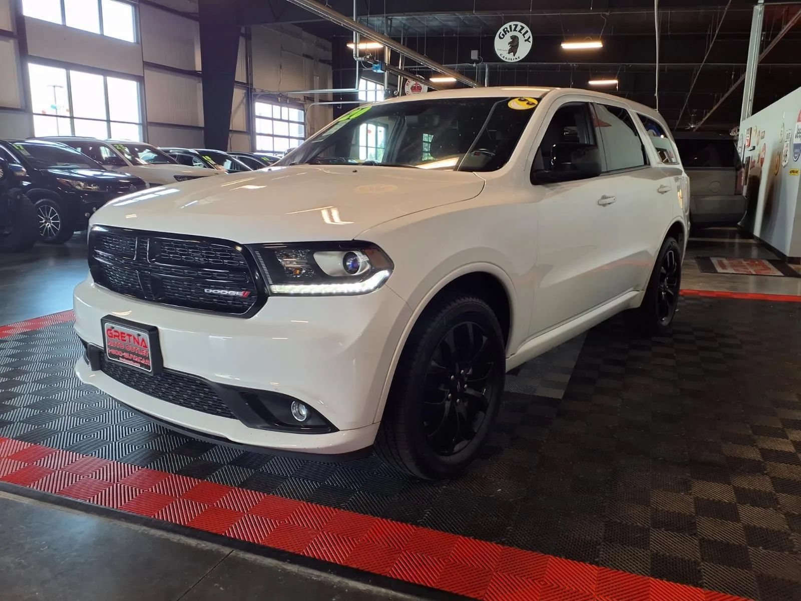Used 2020 Dodge Durango SXT AWD/4WD image 4