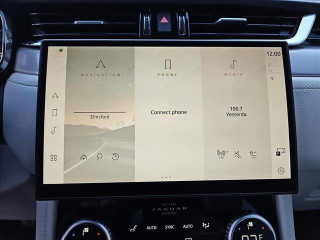 New 2025 Jaguar F-PACE R-Dynamic S image 23