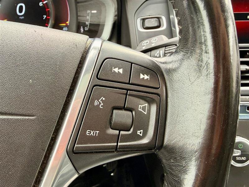 Used 2016 Volvo XC60 T5 Premier AWD/4WD image 15