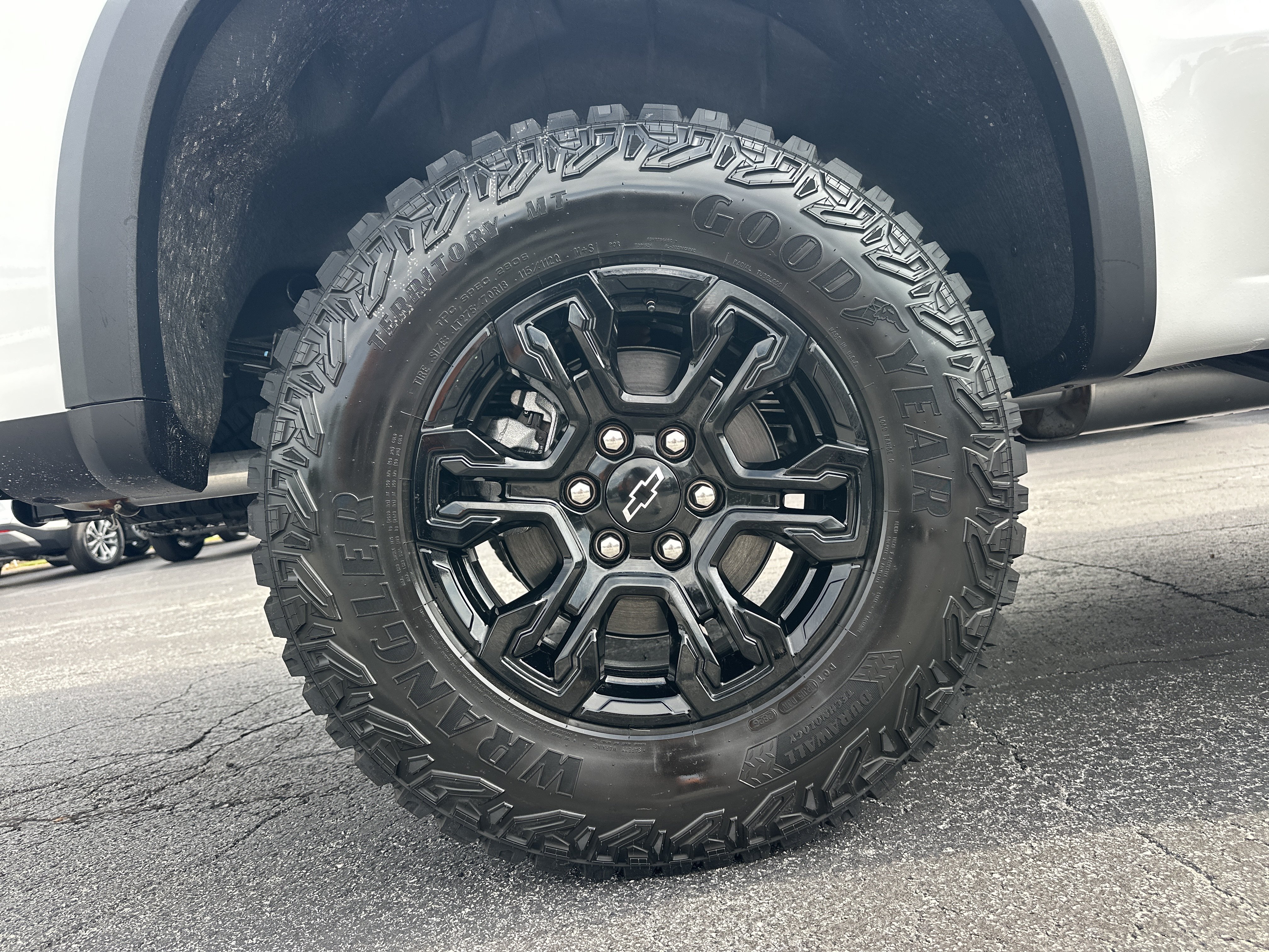 New 2026 Chevrolet Silverado 1500 ZR2 AWD/4WD image 19