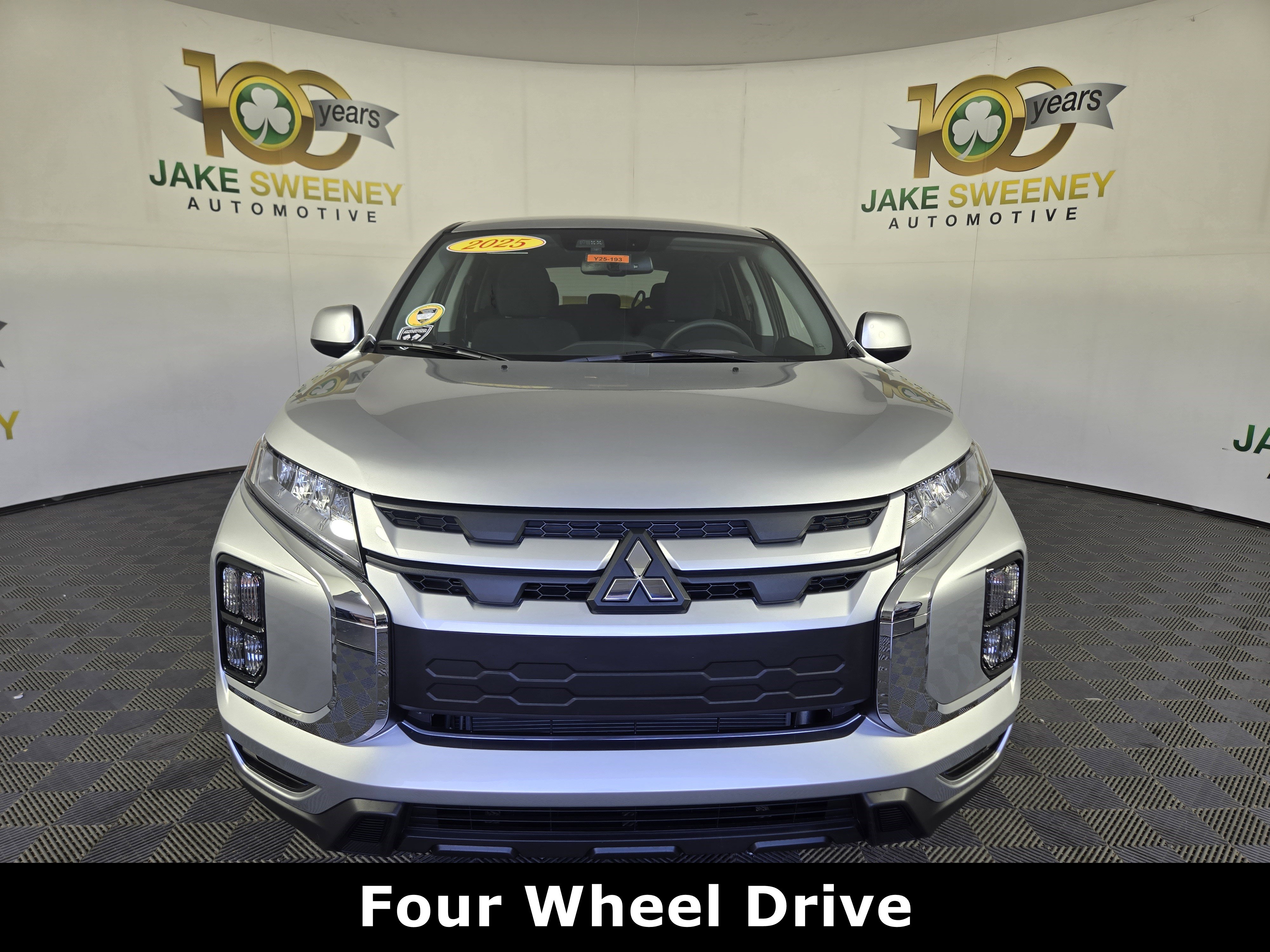 New 2025 Mitsubishi Outlander Sport ES image 2