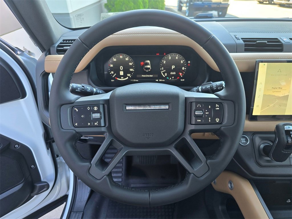 New 2025 Land Rover Defender 90 X-Dynamic SE image 11