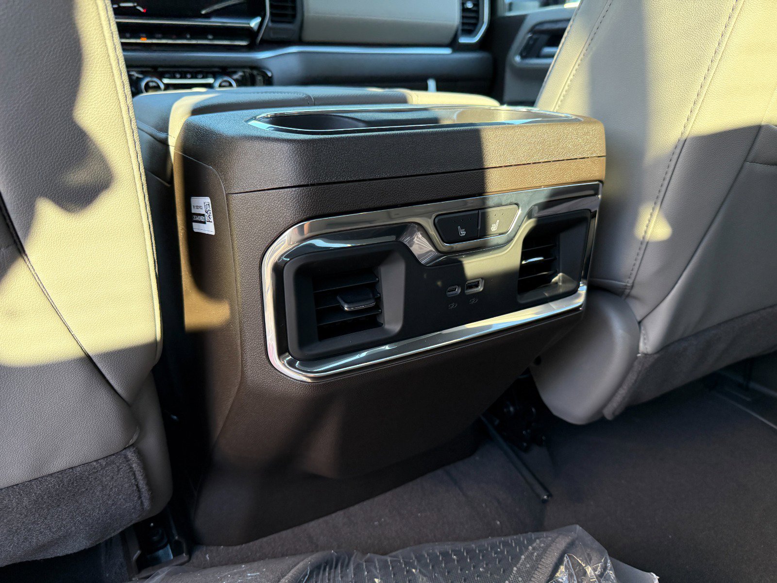 New 2026 GMC Sierra 2500 SLT w/ SLT Premium Package image 17