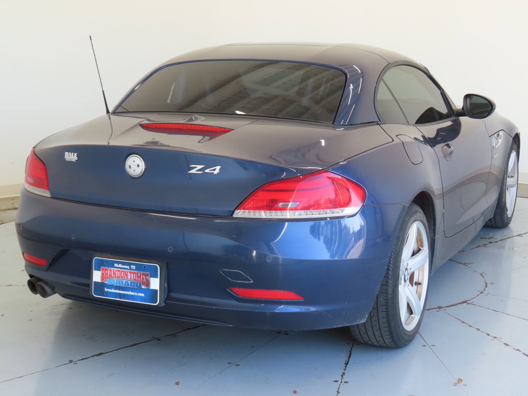 Used 2015 BMW Z4 sDrive28i RWD image 3