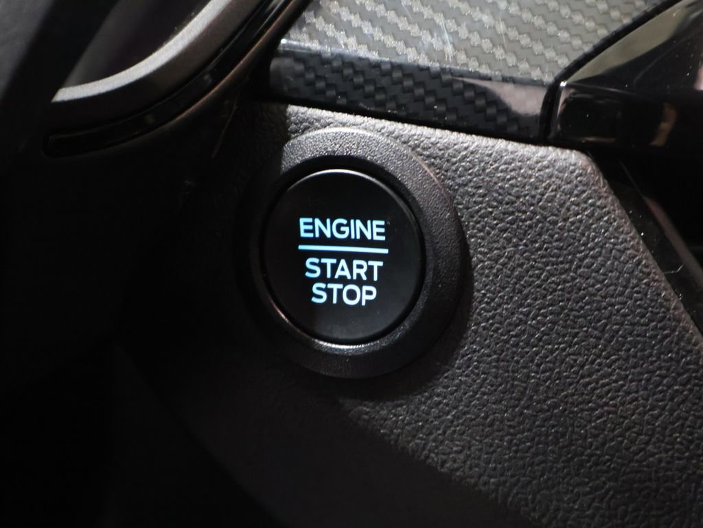 Used 2024 Ford Escape ST-Line image 25