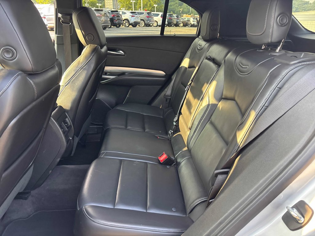 Used 2020 Cadillac XT4 Premium Luxury AWD/4WD image 44