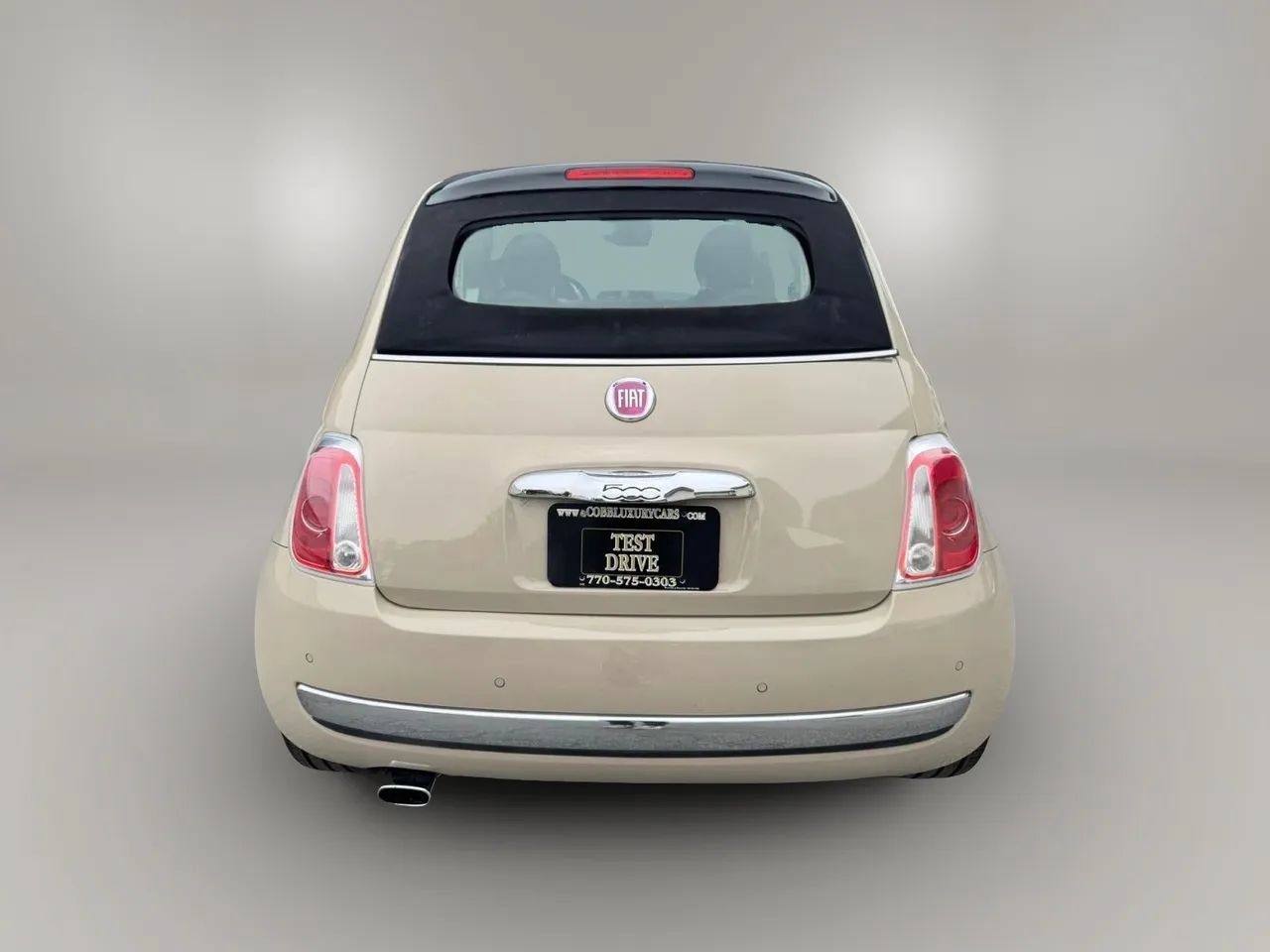 Used 2012 FIAT 500 Lounge w/ Luxury Leather Pkg FWD image 10