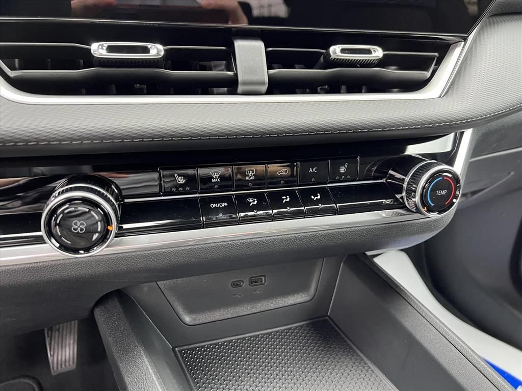 New 2027 Chevrolet Equinox LT AWD/4WD image 11