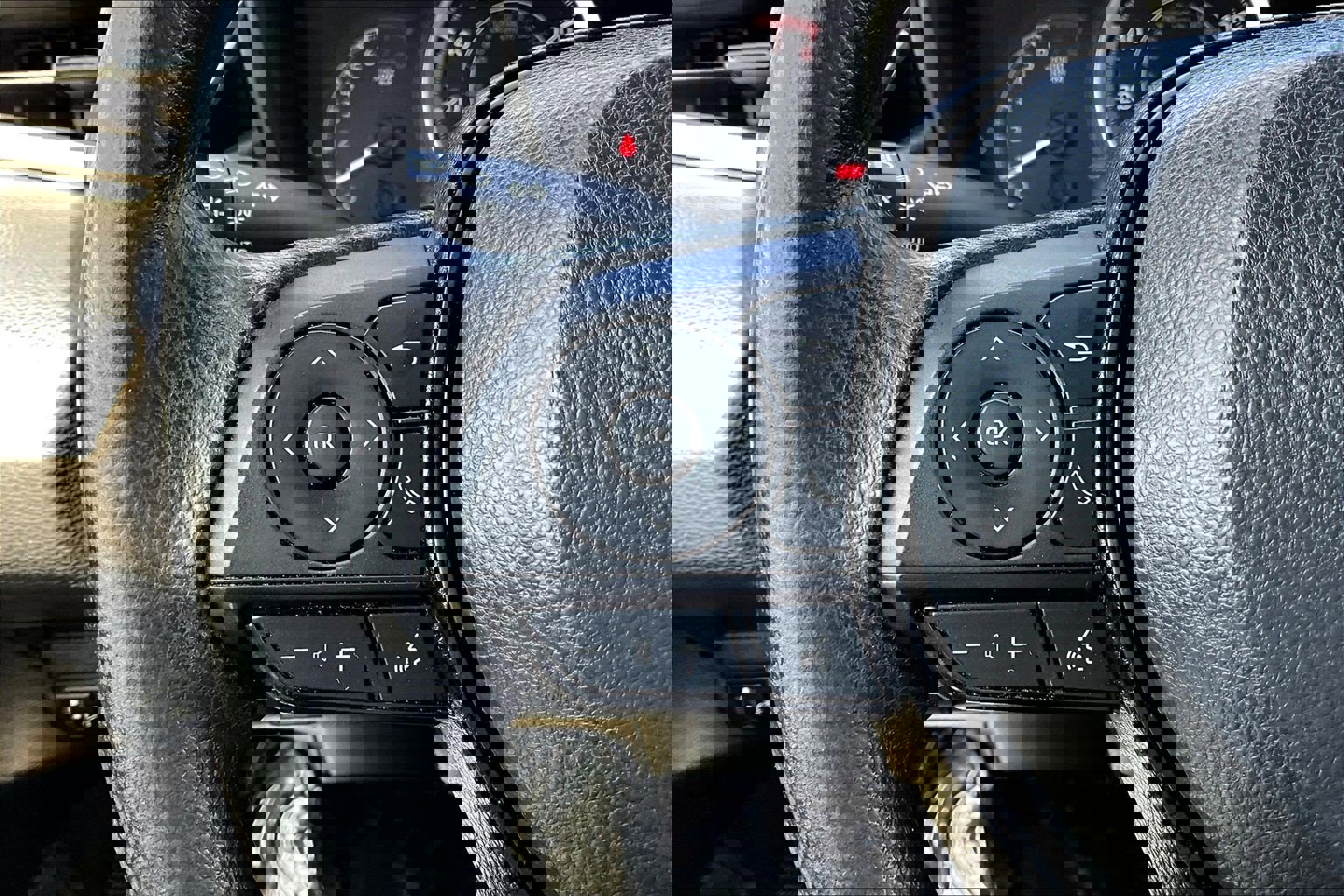 Used 2022 Toyota Corolla LE image 17