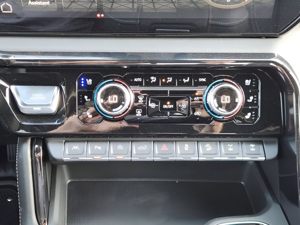 New 2026 GMC Sierra 1500 AT4X AWD/4WD image 13