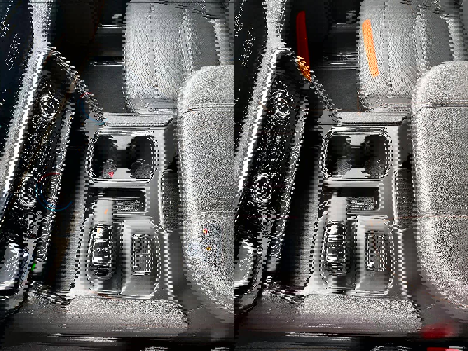 Used 2024 GMC Sierra 1500 AT4 w/ Technology Package image 33