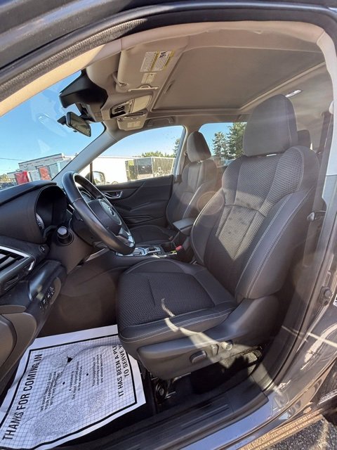 Used 2023 Subaru Forester Premium image 10