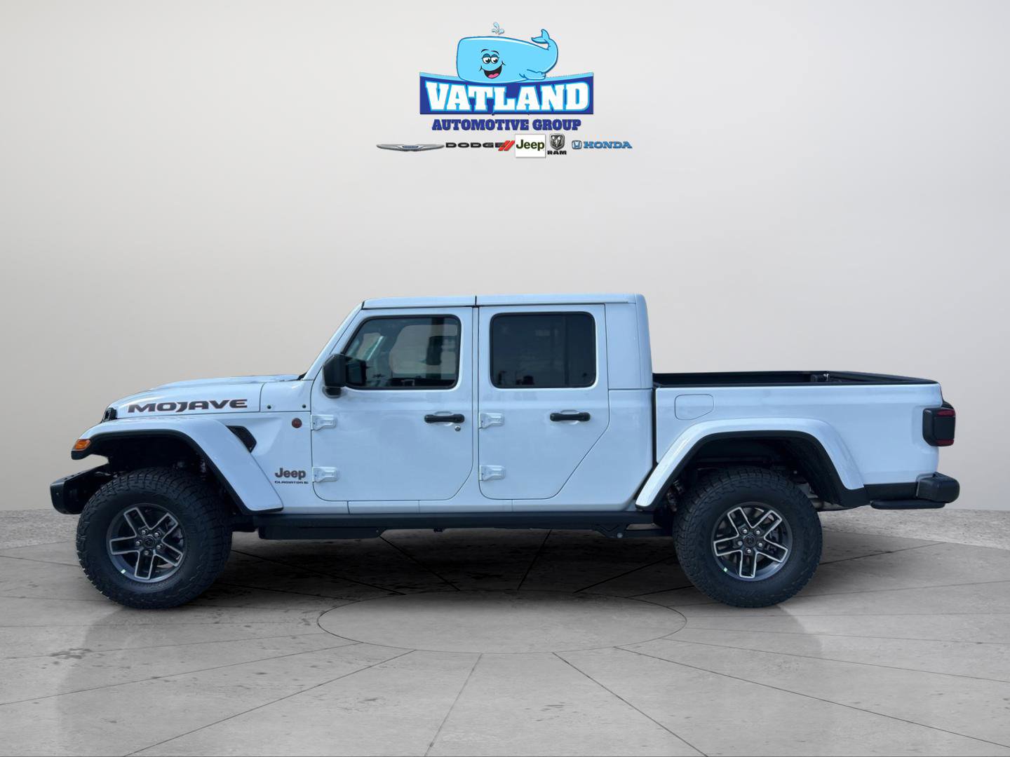 New 2026 Jeep Gladiator Mojave image 2