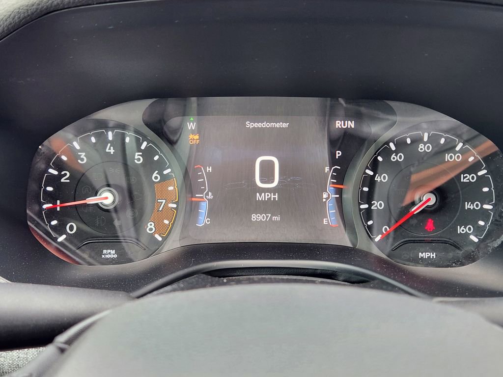 Used 2025 Jeep Compass Latitude AWD/4WD image 16