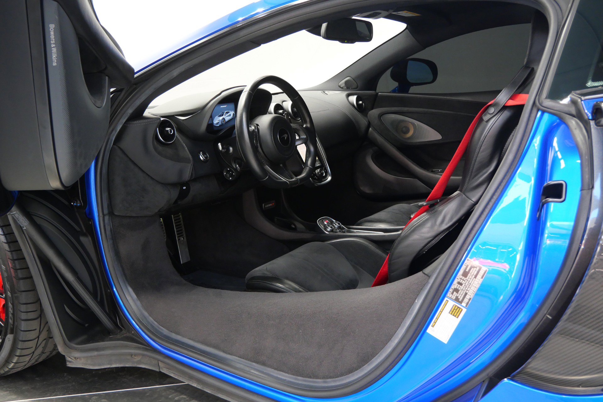 Used 2019 McLaren 600LT image 21