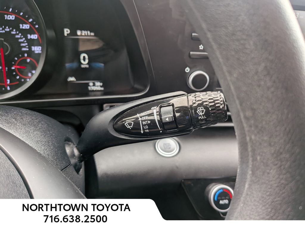Used 2023 Hyundai Elantra SEL FWD image 25
