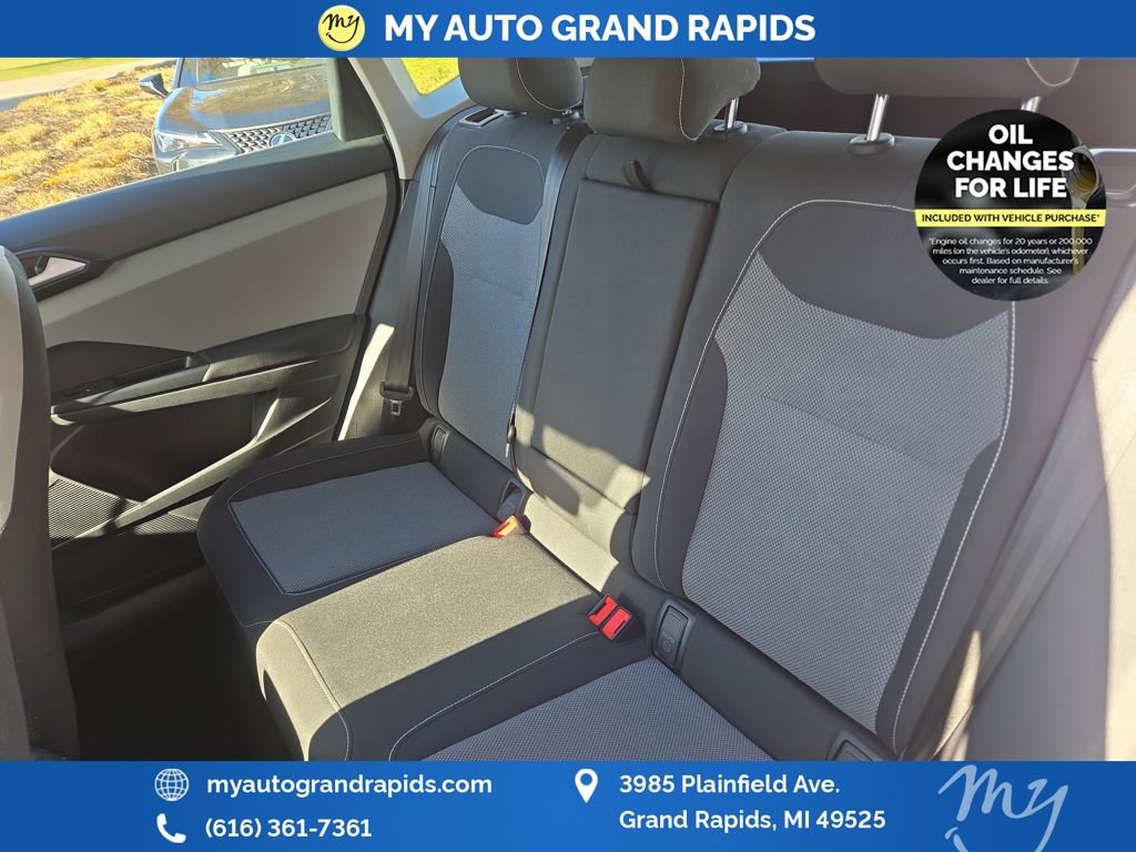 Used 2023 Volkswagen Taos S image 28