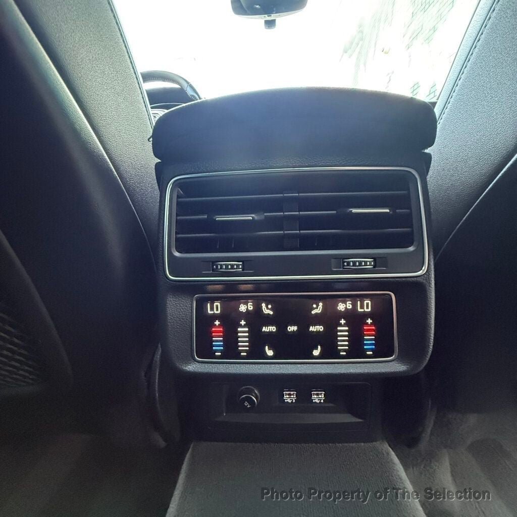 Used 2019 Audi Q8 Prestige AWD/4WD image 41