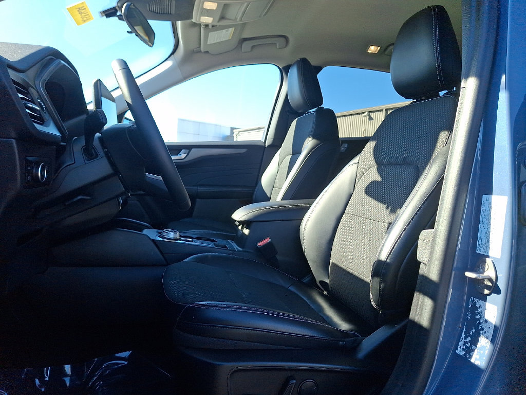 Used 2023 Ford Escape SE FWD image 14