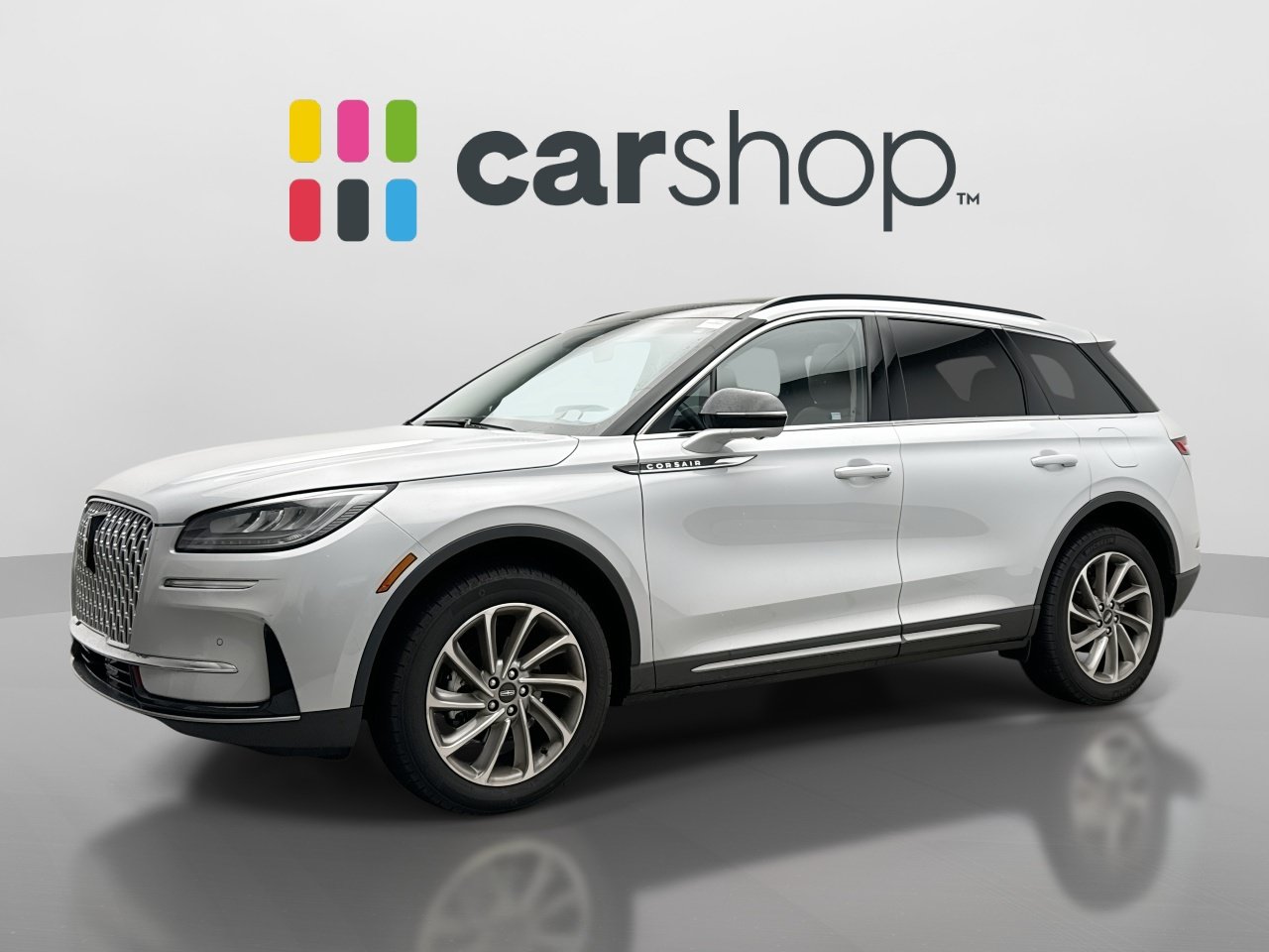 Used 2025 Lincoln Corsair AWD w/ Equipment Group 101A image 1