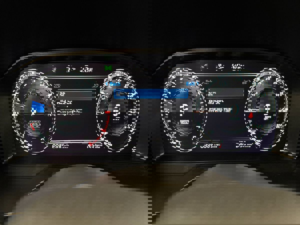 Used 2024 Mitsubishi Outlander SE Black Edition image 13