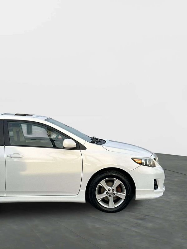 Used 2012 Toyota Corolla S image 4