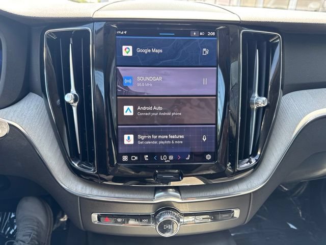 Certified 2025 Volvo XC60 B5 Plus AWD/4WD image 23