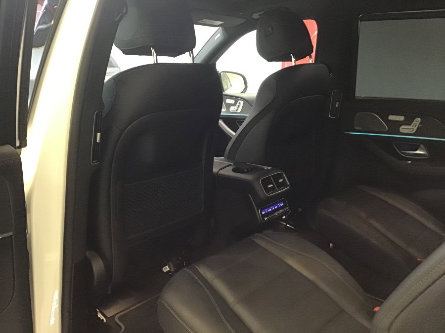 Used 2022 Mercedes-Benz GLS 450 4MATIC image 15