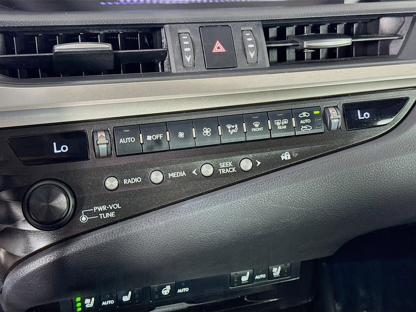 Used 2019 Lexus ES 350 w/ Premium Package FWD image 18