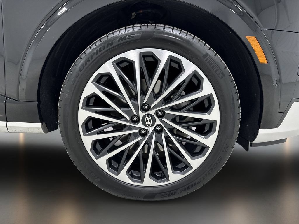Certified 2026 Hyundai Palisade Calligraphy AWD/4WD image 11