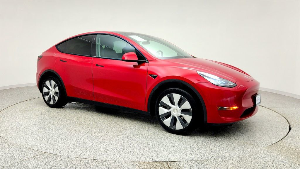 Used 2022 Tesla Model Y Long Range AWD/4WD image 3